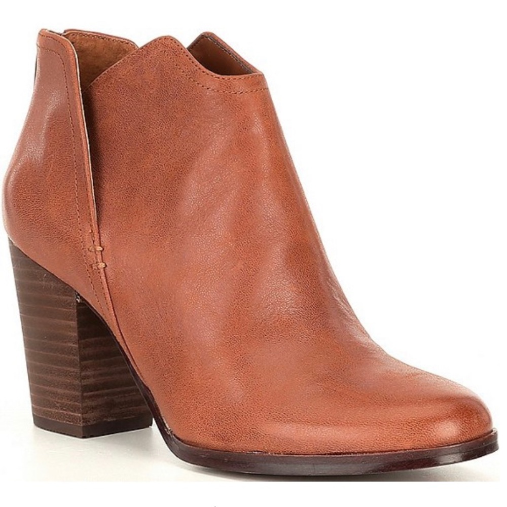 GIANNI BINI RE-RUN BOOTIES - Size 7.5